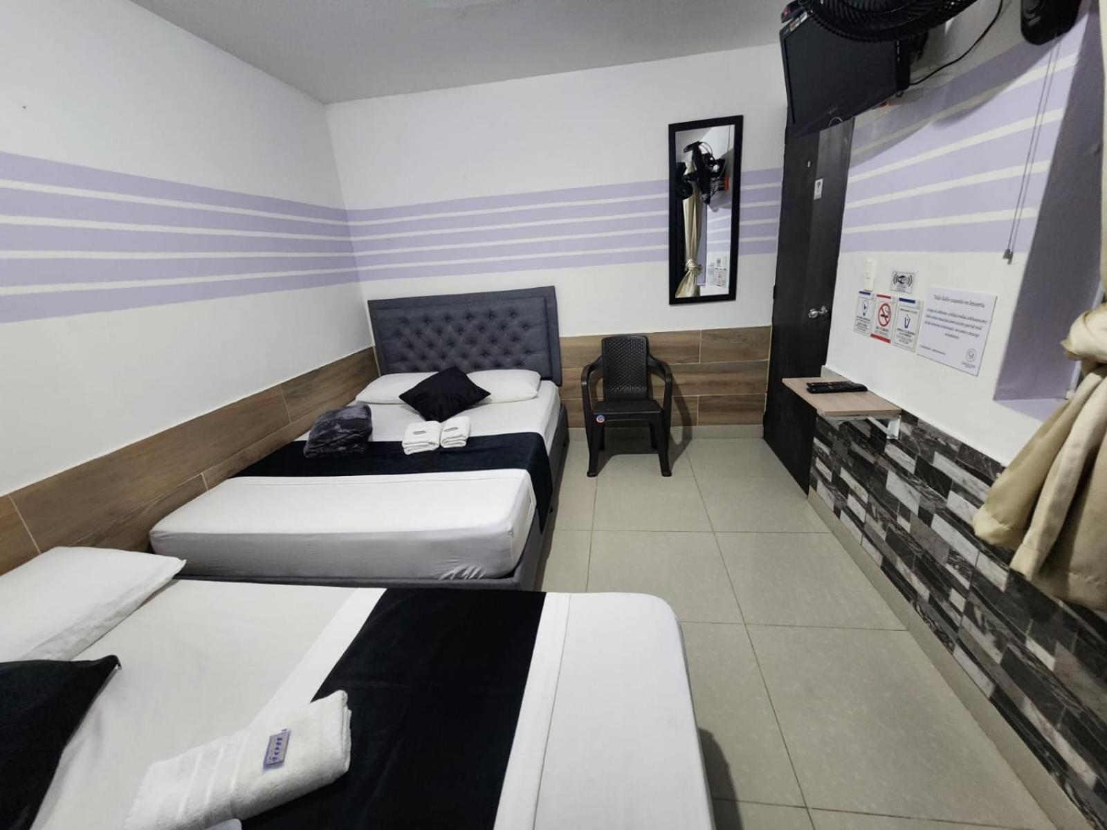 Hotel Medellin Calasanz 外观 照片