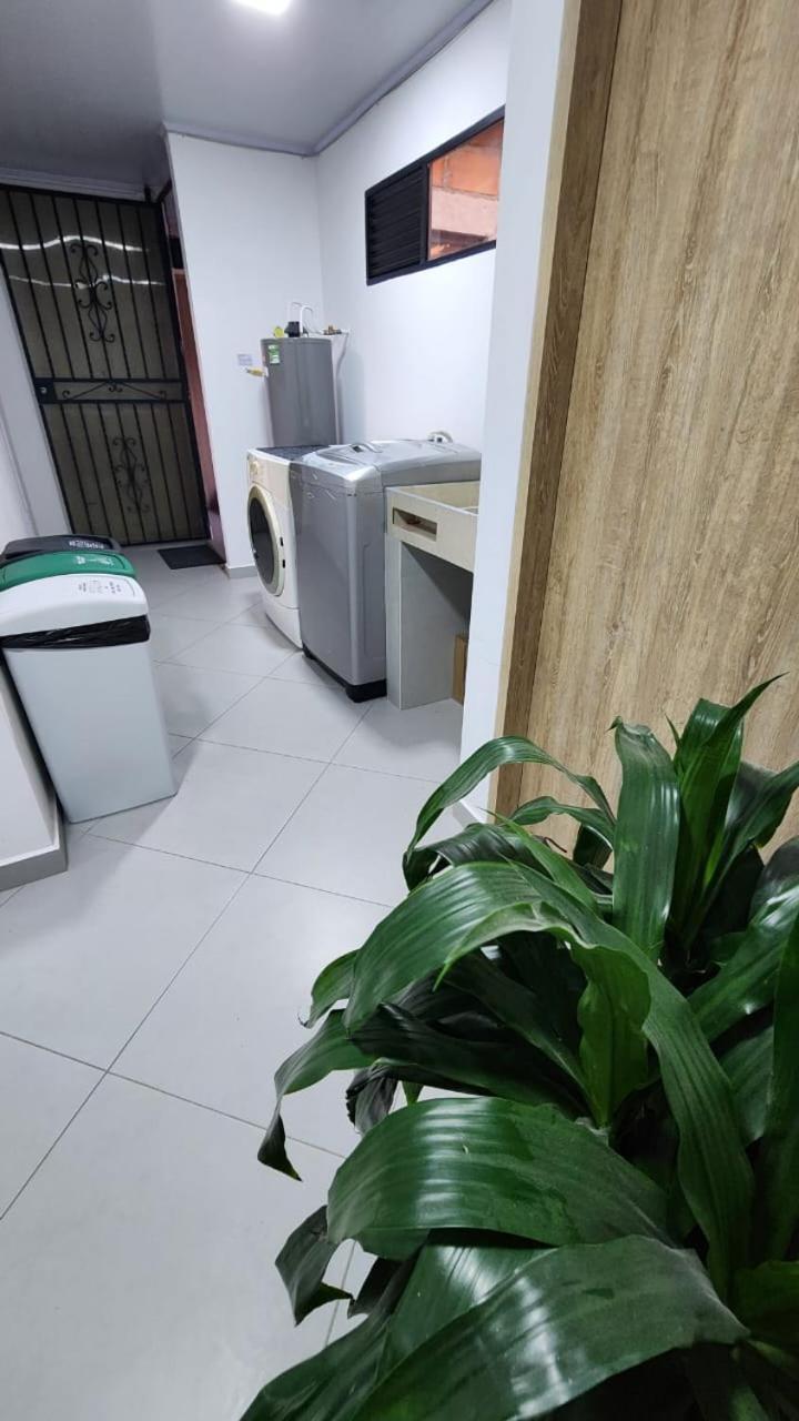 Hotel Medellin Calasanz 外观 照片
