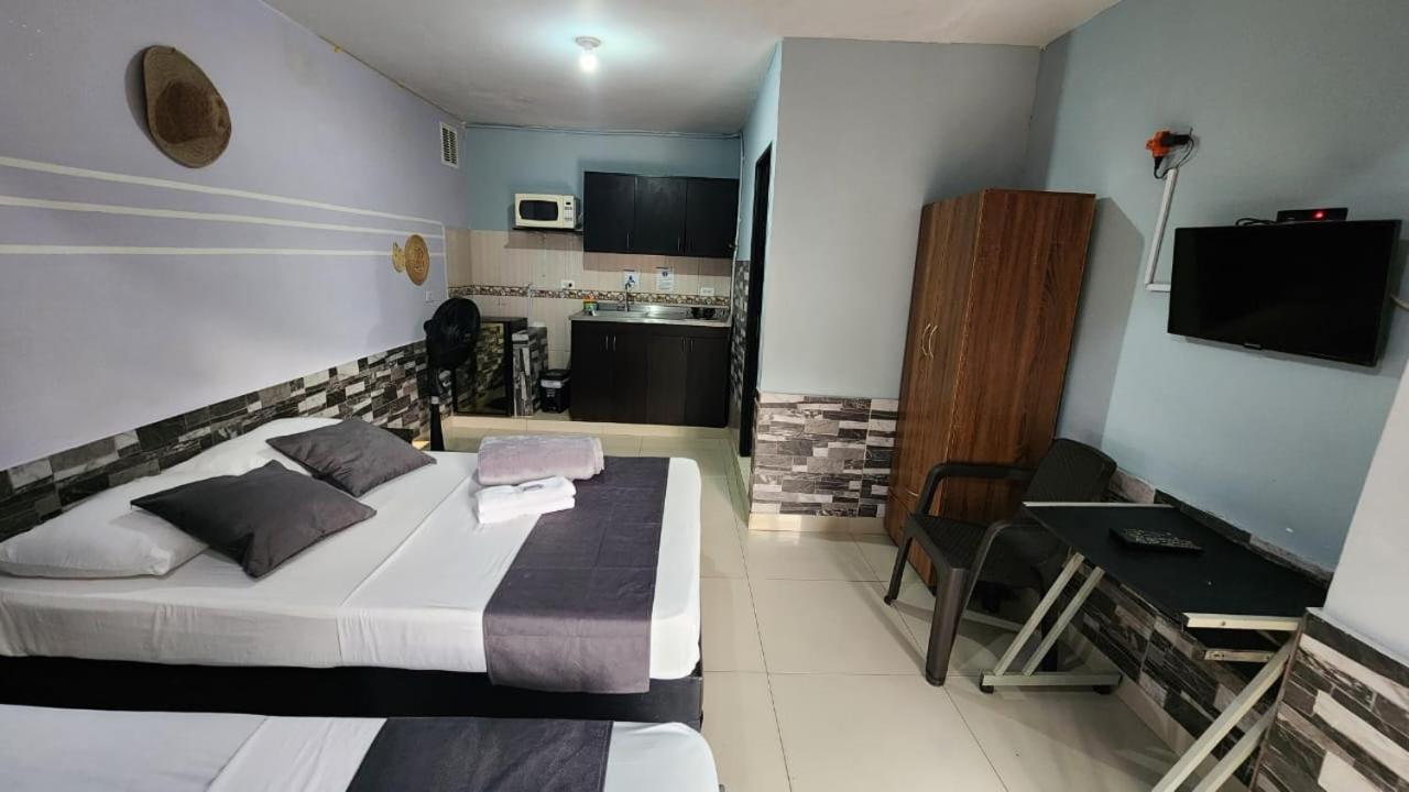 Hotel Medellin Calasanz 外观 照片