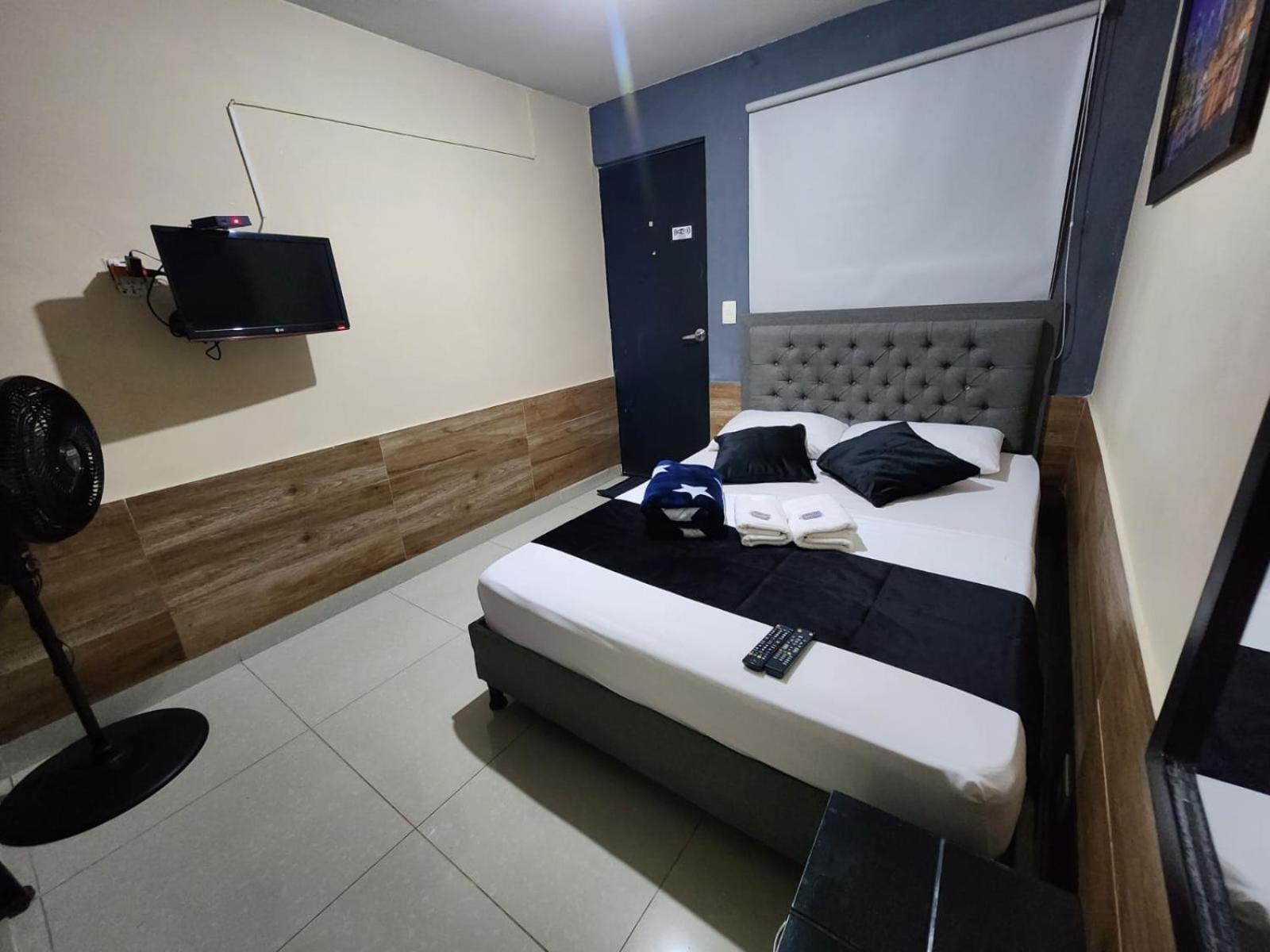 Hotel Medellin Calasanz 外观 照片
