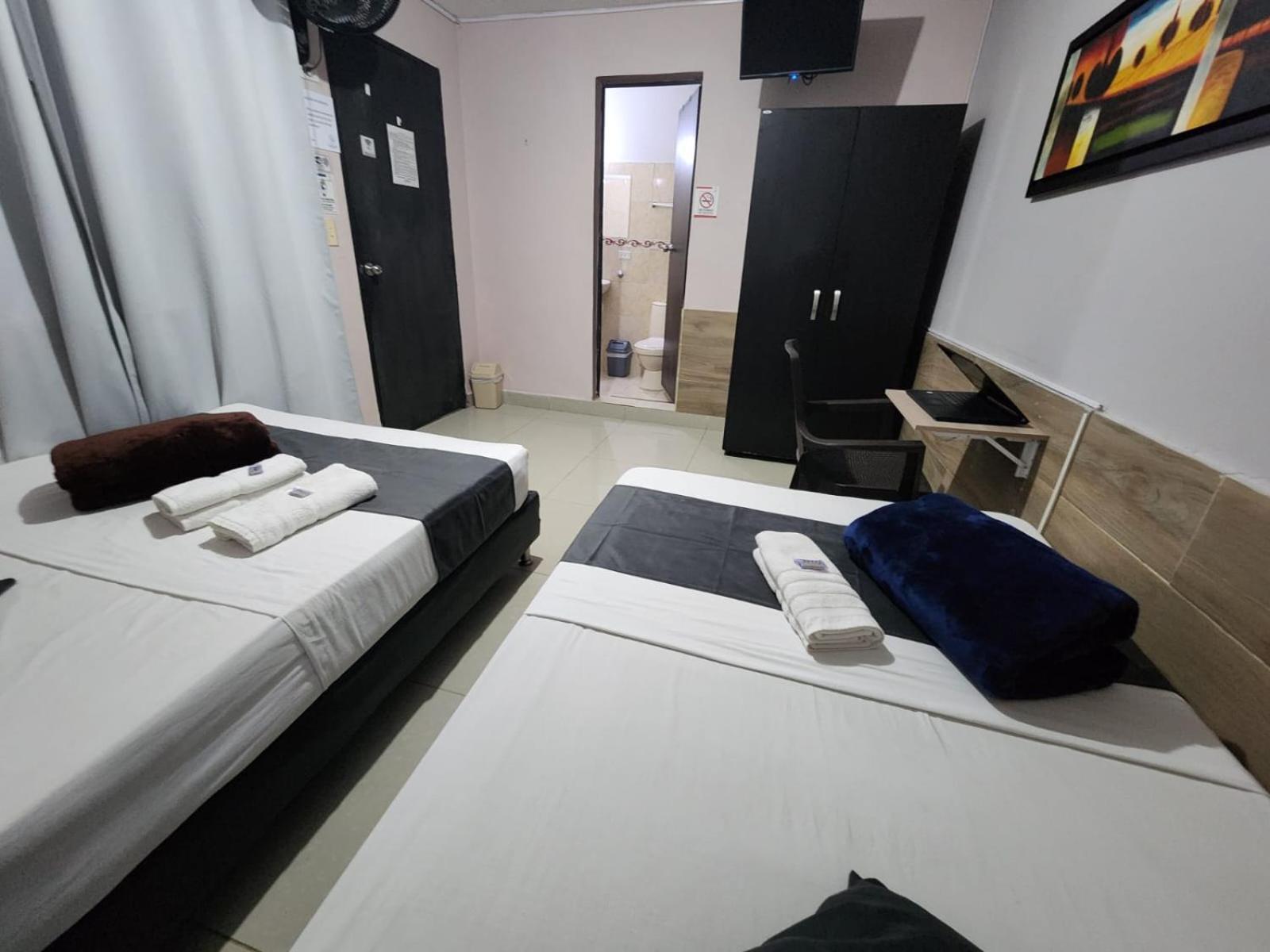 Hotel Medellin Calasanz 外观 照片